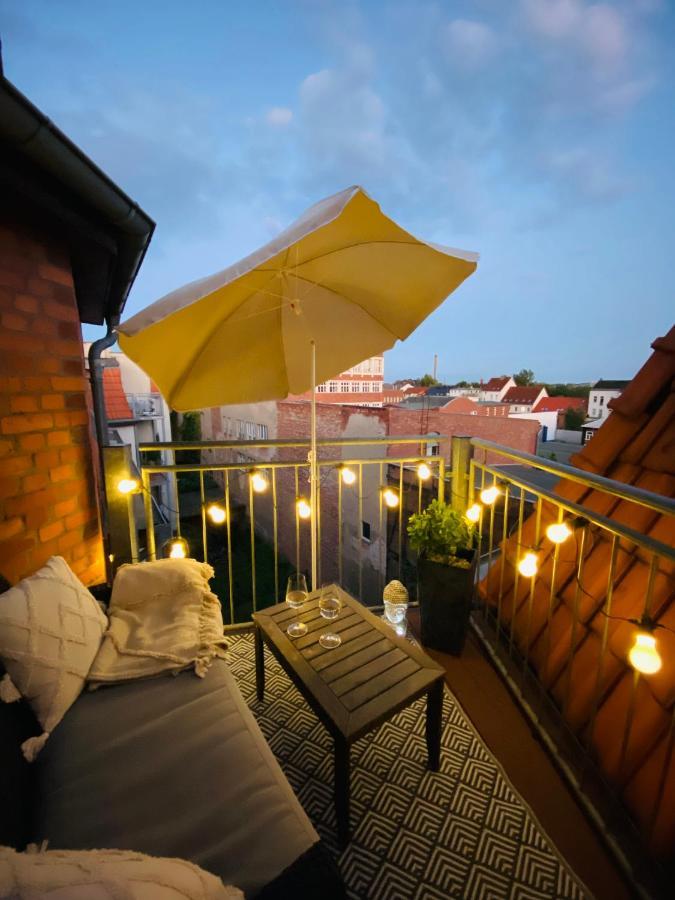 Home Cinema - Balcony - Wi-Fi & Streams Magdeburg Eksteriør bilde